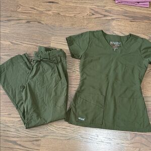 Grey’s anatomy Olive Green' Scrub Set